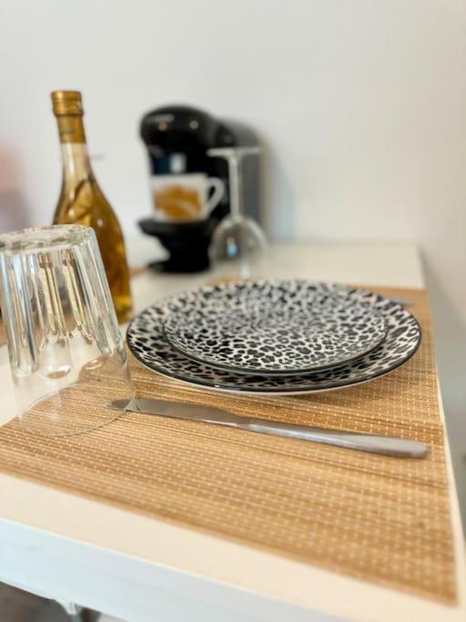 Superbe Appartement Tres Calme Et Confortable Reims Exteriör bild
