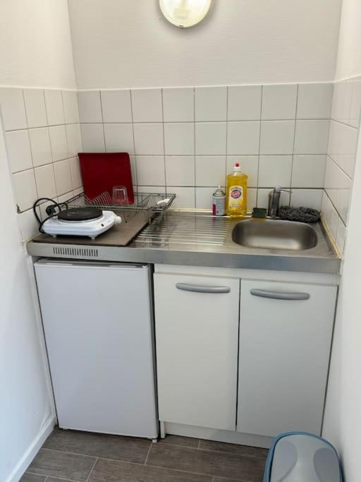 Superbe Appartement Tres Calme Et Confortable Reims Exteriör bild