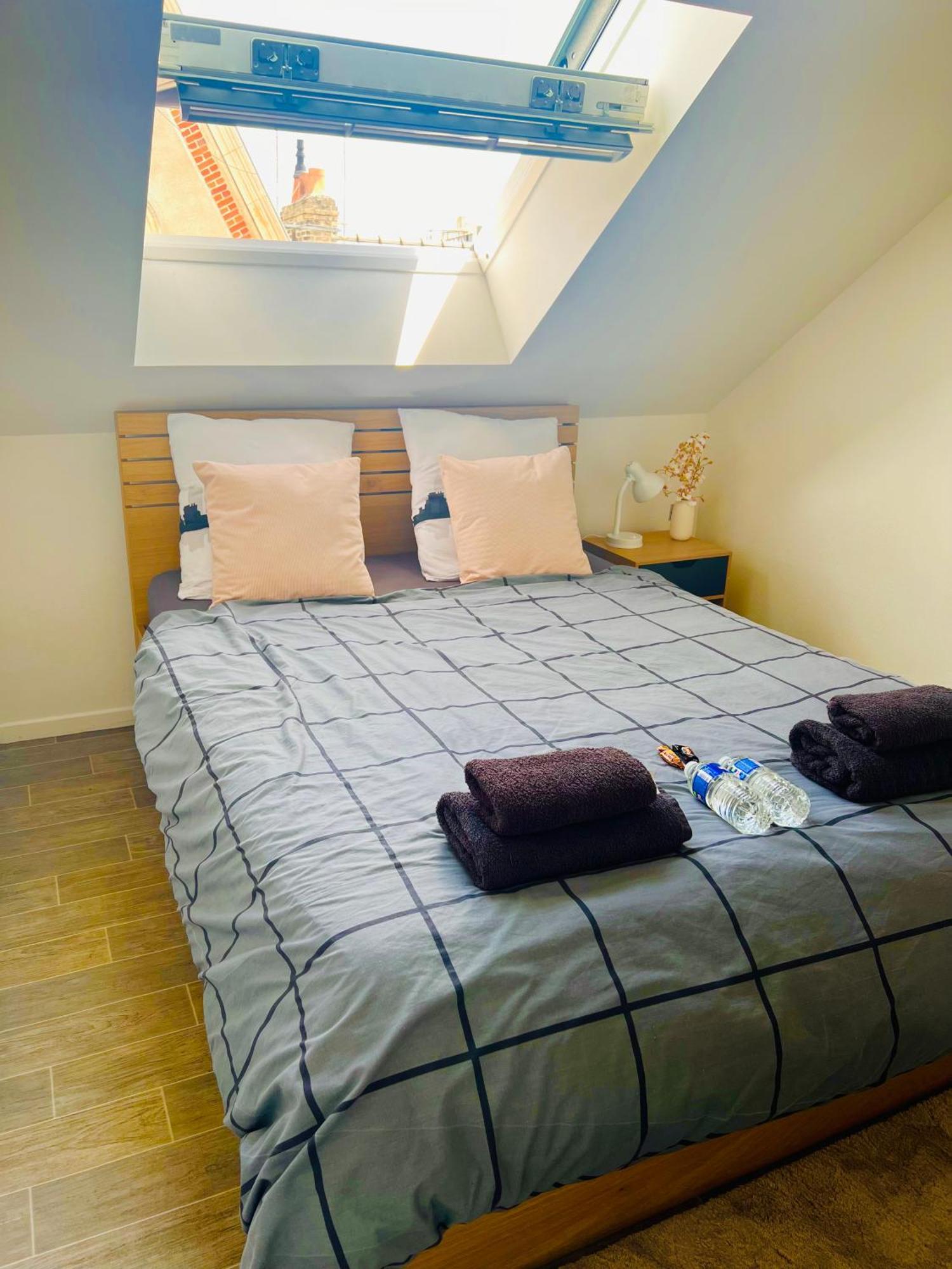 Superbe Appartement Tres Calme Et Confortable Reims Exteriör bild